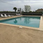 Les Terrasses De La Piscine *