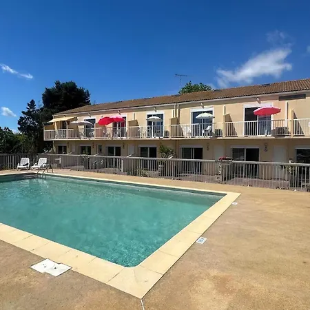 Apartment Les Terrasses De La Piscine